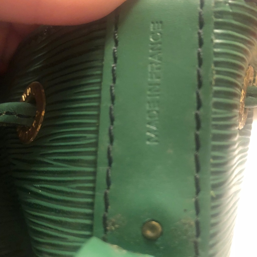 Authentic Louis Vuitton green leather epi noe EUC - Picture 2 of 8